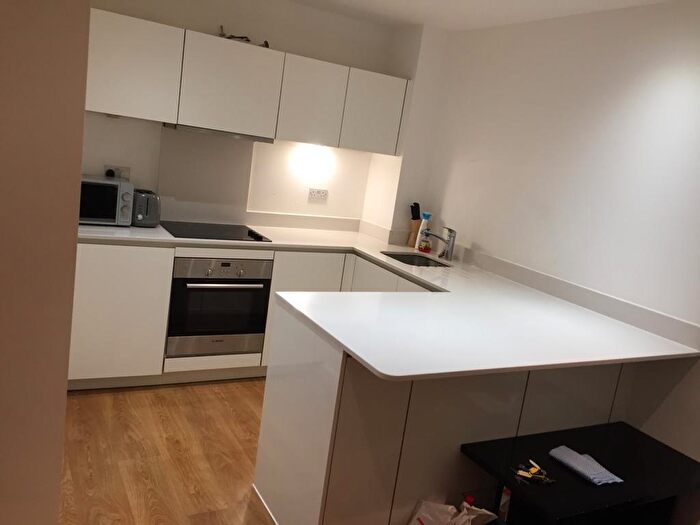 2 Bedroom Apartment To Rent In Seven Sea Gardens, London, E3