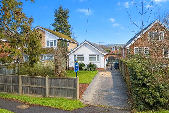 3 Bedroom Bungalow For Sale In Brading Way, Purley On Thames, Reading, Berkshire, RG8