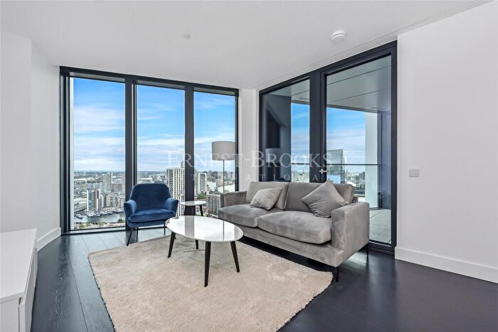 2 Bedroom Apartment To Rent In Amory Tower, Marsh Wall, Canary Wharf, E14