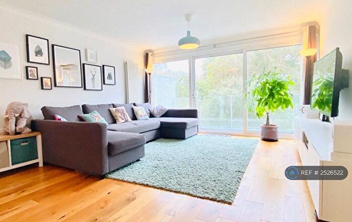 3 Bedroom End Of Terrace House To Rent In Dunster Crescent, London, RM11