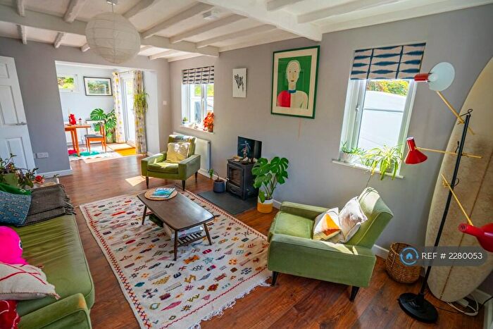 3 Bedroom Detached House To Rent In East Street, Braunton, EX33