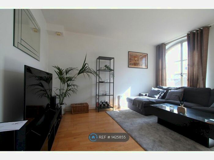 1 Bedroom Flat To Rent In Queen Elizabeth St, London, SE1