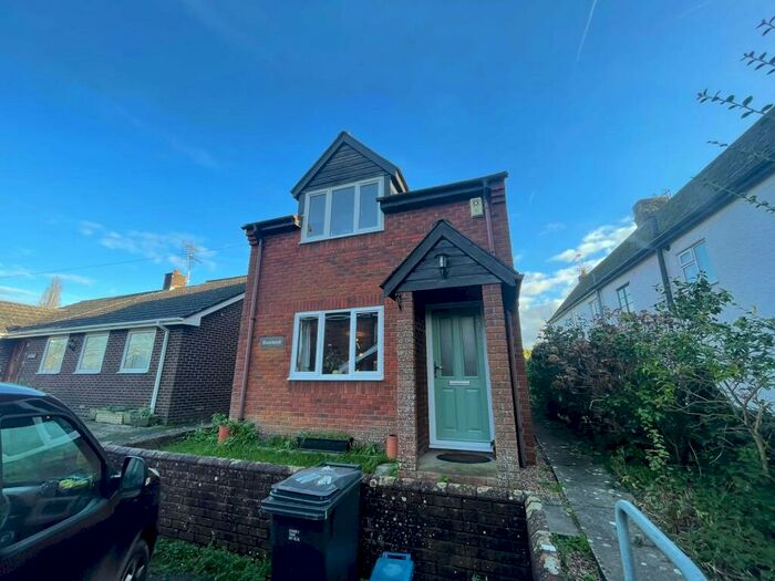 2 Bedroom House To Rent In The Green, Ide, Exeter, EX2