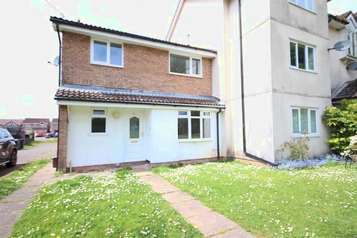 2 Bedroom End Of Terrace House To Rent In Bishop Hannon Drive, Fairwater, Cardiff, CF5