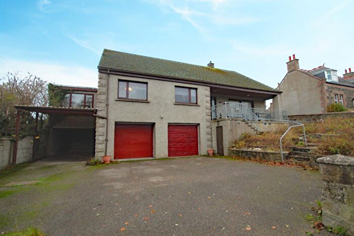 5 Bedroom Detached House For Sale In A Aird Street, Portsoy, AB45