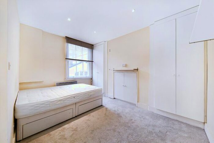 Studio To Rent In Relton Mews, Knightsbridge, SW7