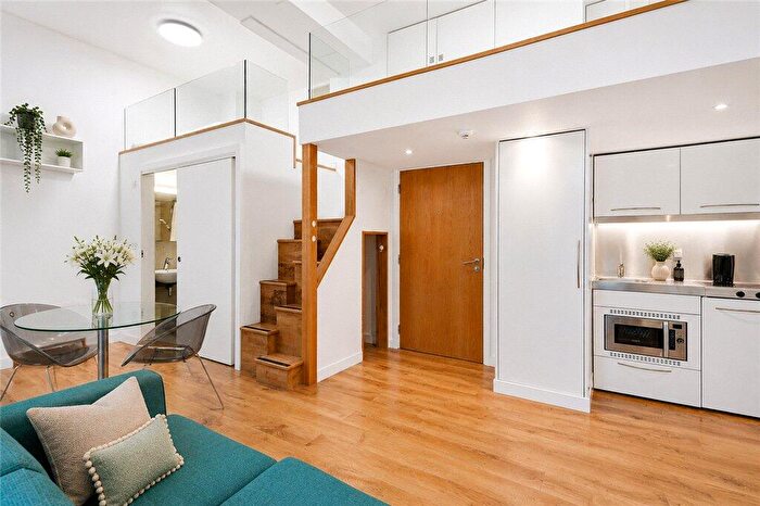 Apartment To Rent In Princess Beatrice House, Chelsea, London, SW10