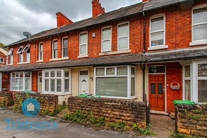 3 Bedroom Terraced House To Rent In Percival Road, Nottingham, NG5