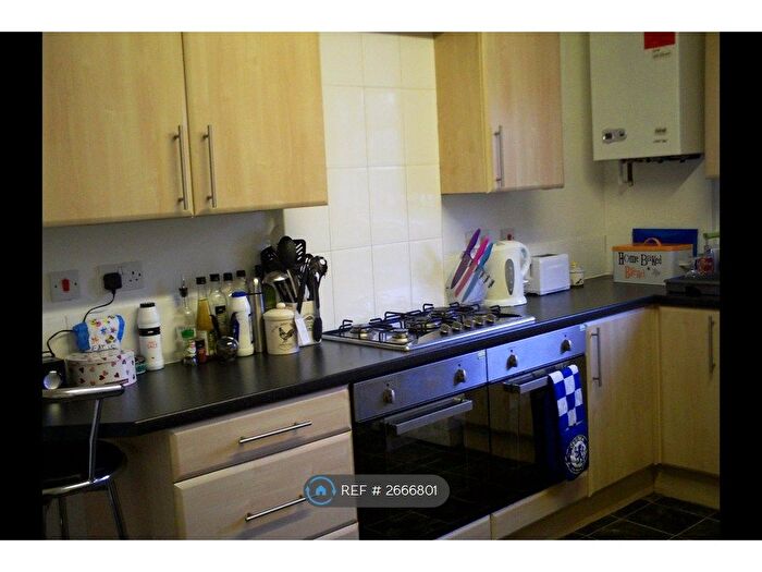 6 Bedroom Terraced House To Rent In Parkers Road, Sheffield, S10