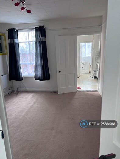 1 Bedroom Flat To Rent In Brook Street, Colchester, CO1