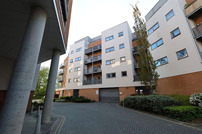 2 Bedroom Flat To Rent In Azure Court, Sovereign Way, Tonbridge, TN9