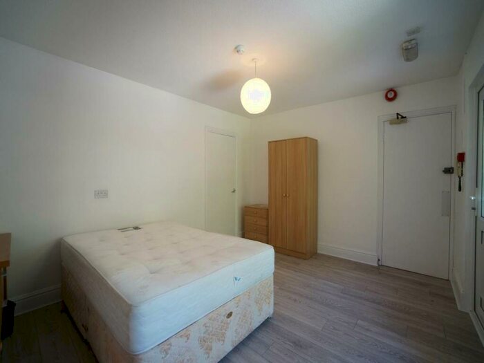 2 Bedroom House To Rent In Nant-Y-Gro, Garth Road, Bangor, LL57