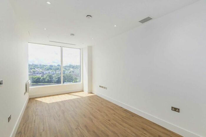 1 Bedroom Flat To Rent In West Gate, London, W5