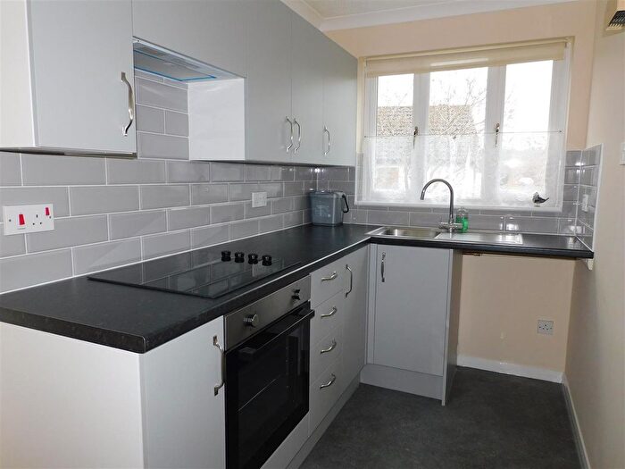 2 Bedroom Link Detached House To Rent In The Cricketers, Axminster, EX13