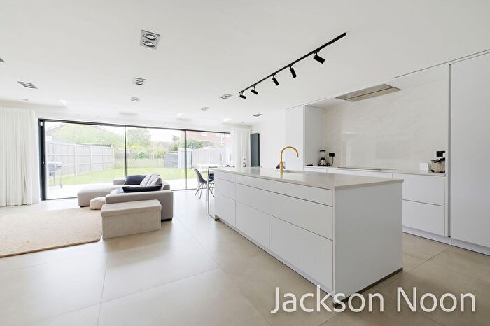 4 Bedroom Detached House For Sale In Chessington Road, Ewell, KT19