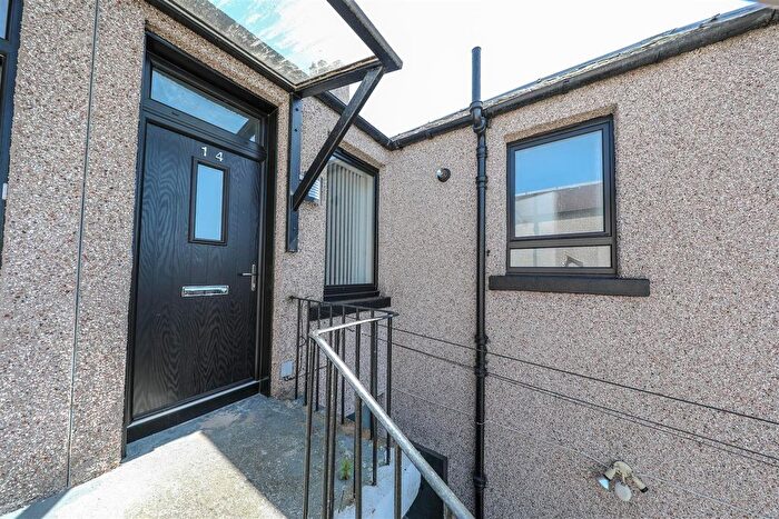2 Bedroom Flat For Sale In Douglas Terrace, Windygates, KY8