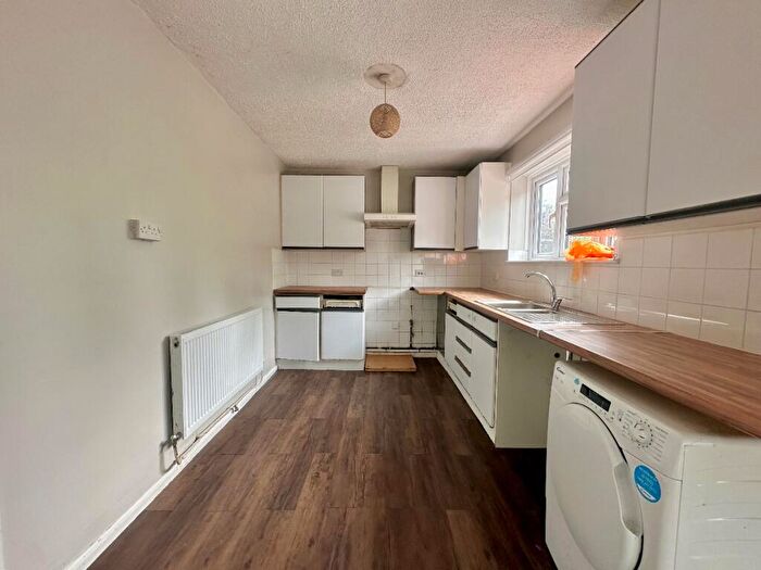 2 Bedroom Semi-Detached House For Sale In Bridgwater Road, Romford, RM3