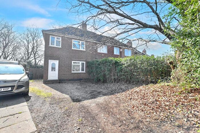 3 Bedroom Semi-Detached House For Sale In Charter Avenue, Coventry, CV4