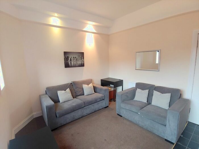 2 Bedroom Flat To Rent In Abbey Road Place, Riverside, Stirling, FK8