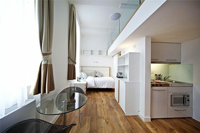 Apartment To Rent In Princess Beatrice House, Chelsea, London, SW10