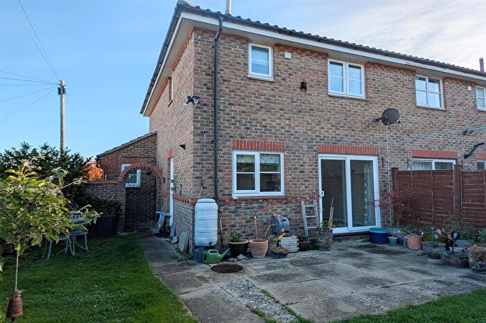 3 Bedroom Semi Detached House For Sale In Green Road, Newmarket, CB8