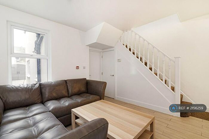4 Bedroom Terraced House To Rent In Colegrave Road, Stratford, E15