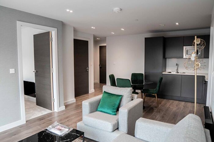 2 Bedroom Apartment To Rent In Park Lane, Liverpool, L1