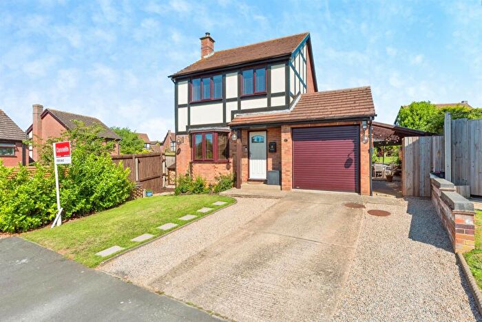 3 Bedroom Detached House For Sale In Lincoln Close, Grantham, NG31