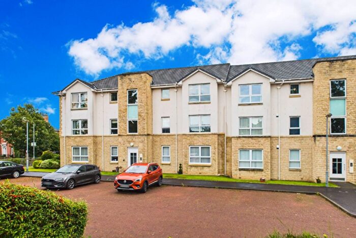 2 Bedroom Flat For Sale In Windmill Court, Hamilton, ML3