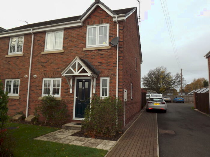 3 Bedroom House To Rent In Shrubbery Gardens, Stone, ST15