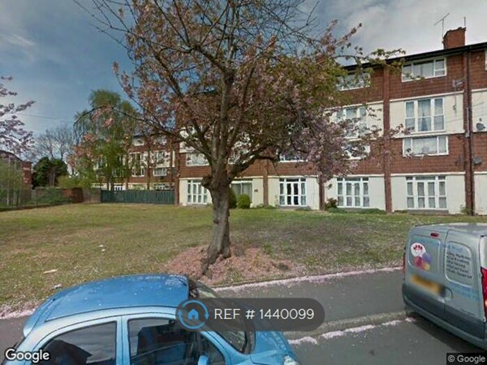 2 Bedroom Flat To Rent In Lupton Road, Sheffield, S8