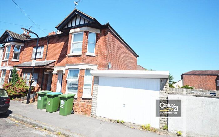 4 Bedroom End Of Terrace House To Rent In |Ref: |, Bath Street, Southampton, SO14