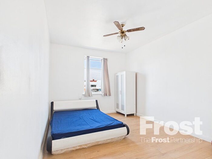 2 Bedroom Flat To Rent In Spring Corner, High Street, Feltham, TW13