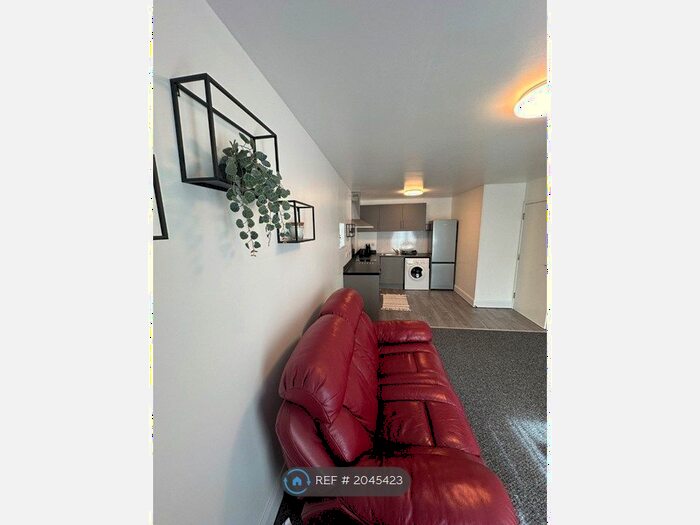 1 Bedroom Flat To Rent In West Bromwich, West Bromwich, B71