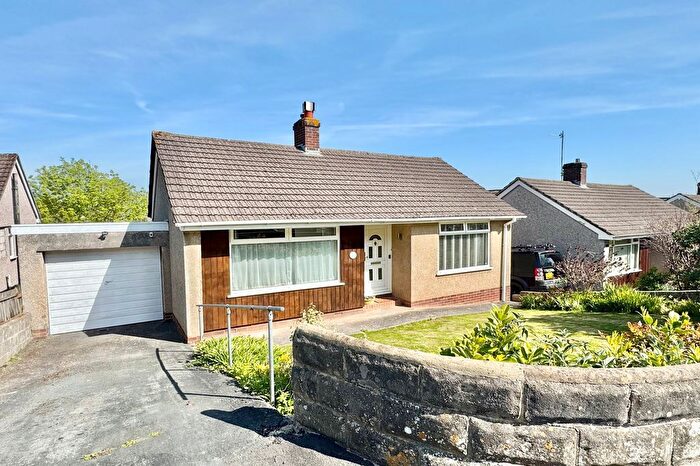 2 Bedroom Detached Bungalow For Sale In Littlefields Avenue, Banwell, BS29