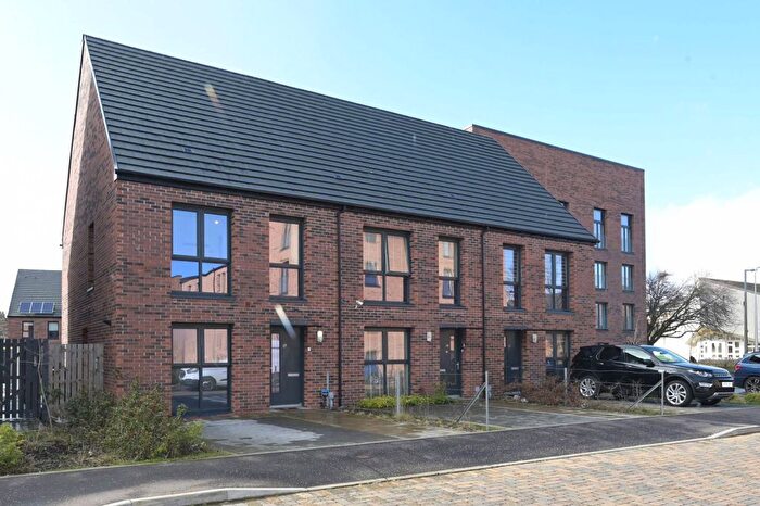 3 Bedroom Semi Detached House For Sale In Muirhouse Crescent, Muirhouse, Edinburgh, EH4