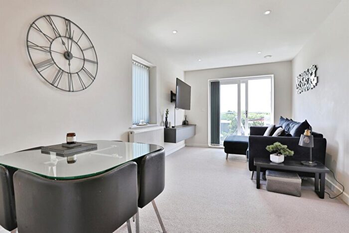 2 Bedroom House For Sale In Upton Road, Poole, BH17