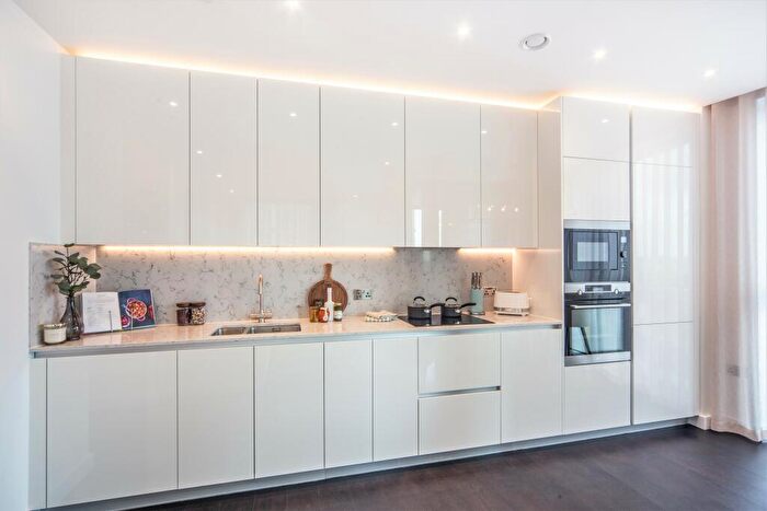 2 Bedroom Apartment To Rent In Charles Clowes Walk, Nine Elms, London, SW11
