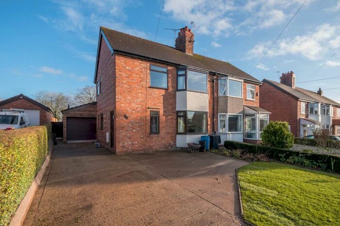 4 Bedroom Semi-Detached House To Rent In Nantwich Road, Tarporley, CW6