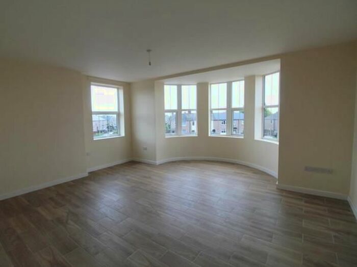 1 Bedroom Flat To Rent In Holywell Lane, Castleford, WF10