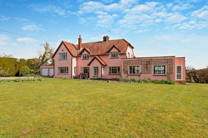 5 Bedroom Detached House For Sale In Aythorpe Roding, Dunmow, Essex, CM6