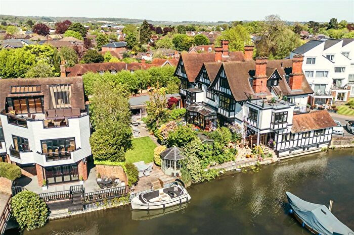 5 Bedroom Semi-Detached House For Sale In Mill Road, Marlow, Buckinghamshire, SL7