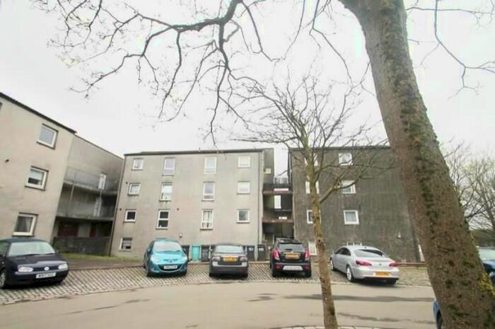 2 Bedroom Flat To Rent In Cedar Road, Cumbernauld, Glasgow, G67