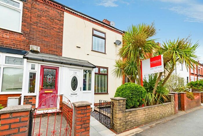2 Bedroom Terraced House For Sale In Newearth Road, Worsley, Manchester, Greater Manchester, M28