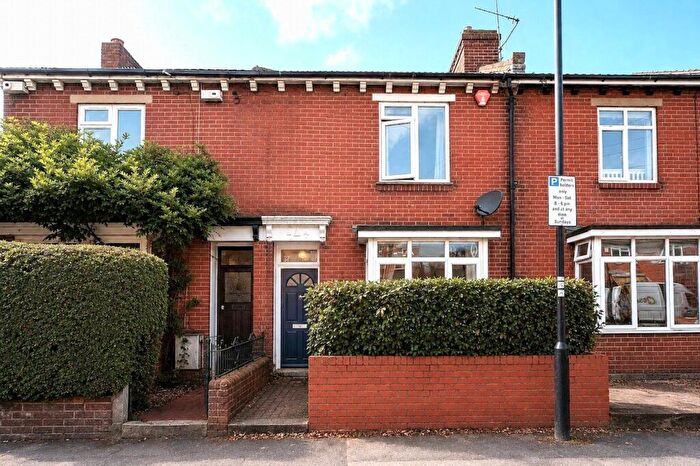 2 Bedroom Terraced House For Sale In Spear Road, Portswood, Southampton, Hampshire, SO14