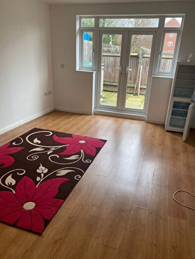 1 Bedroom Flat To Rent In Oxlow Lane, Dagenham, RM10