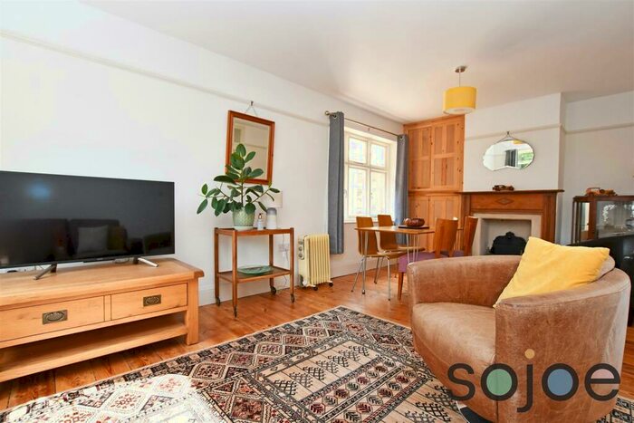 2 Bedroom Detached Bungalow To Rent In Camps Heath, Lowestoft, Oulton, NR32