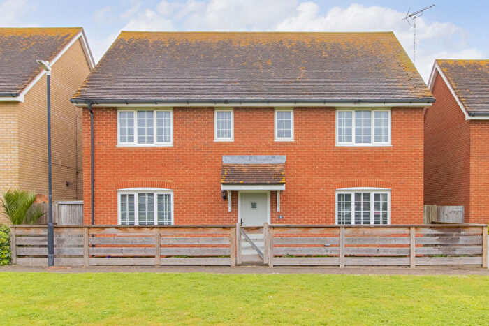 4 Bedroom Detached House For Sale In Barnes Way, Herne Bay, Kent, CT6