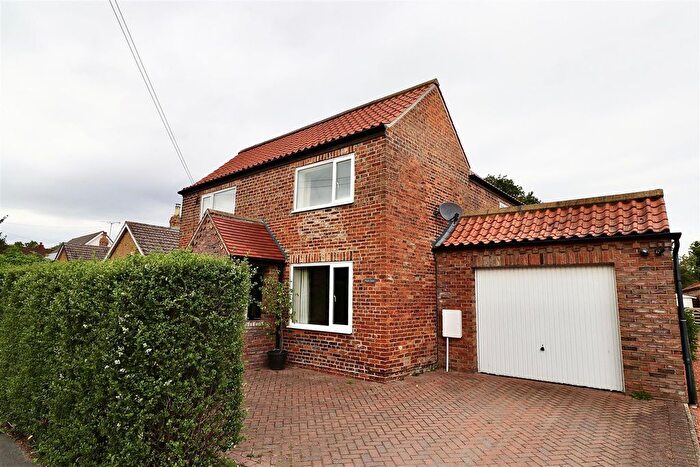 3 Bedroom Property To Rent In Park Cottages, Campey Lane, Melbourne, York, YO42