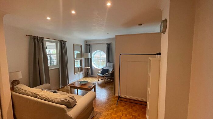 Studio To Rent In James Brindley Basin, Manchester, M1